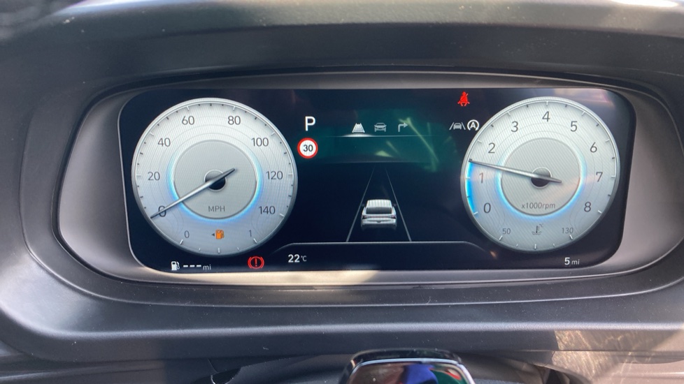 Hyundai i20 1.0T GDi 90 Black Line 5dr DCT Petrol Hatchback - Image 18