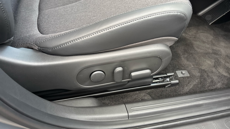 Hyundai IONIQ 5 168kW Premium 84 kWh 5dr Auto Electric Hatchback - Image 37