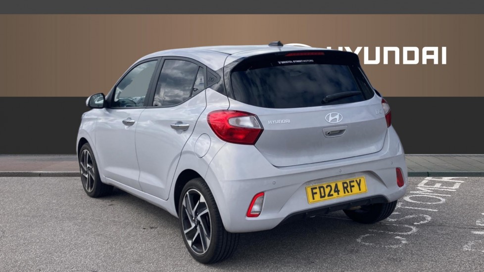 Hyundai i10 1.0 [63] Premium 5dr Auto [Nav] Petrol Hatchback - Image 2
