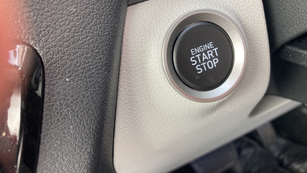 Hyundai i10 1.0 [63] Premium 5dr Auto [Nav] Petrol Hatchback - Image 28