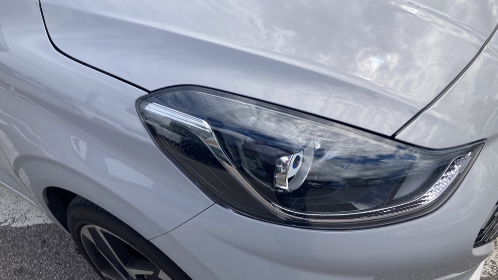Hyundai i10 1.0 [63] Premium 5dr Auto [Nav] Petrol Hatchback - Image 32