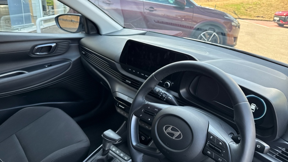Hyundai i20 1.0T GDi Premium 5dr DCT Petrol Hatchback - Image 11