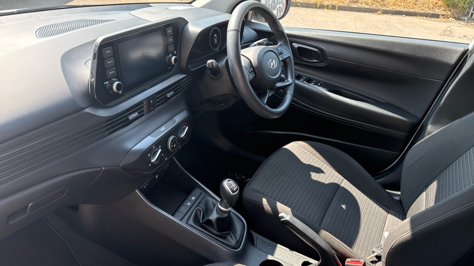 Hyundai i20 1.0T GDi 48V MHD SE Connect 5dr Petrol Hatchback - Image 9