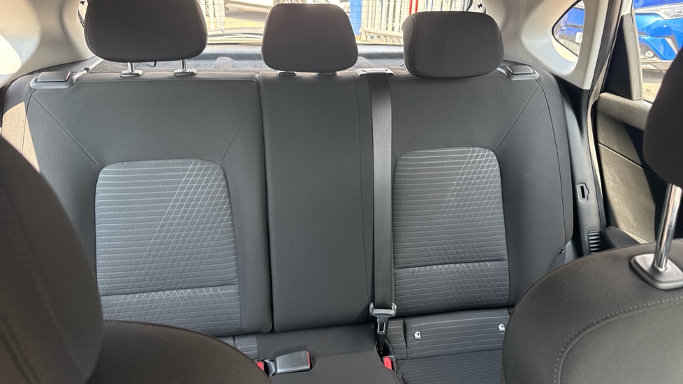 Hyundai i20 1.0T GDi 48V MHD SE Connect 5dr Petrol Hatchback - Image 15