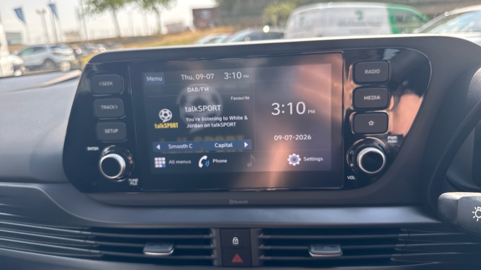 Hyundai i20 1.0T GDi 48V MHD SE Connect 5dr Petrol Hatchback - Image 25