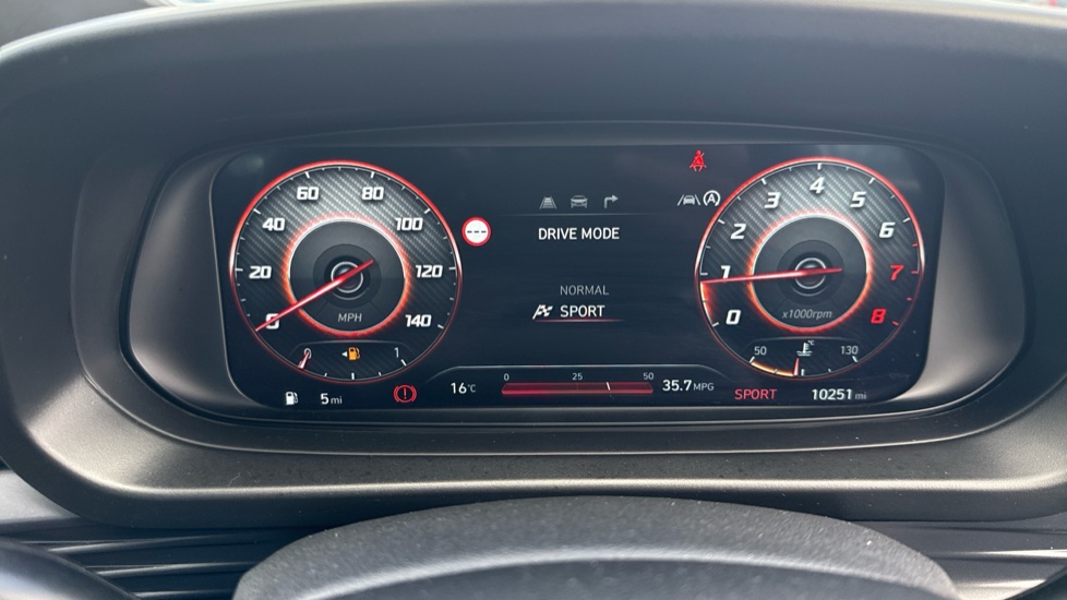 Hyundai i20 1.0T GDi Advance 5dr Petrol Hatchback - Image 26
