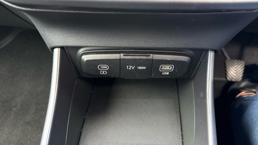Hyundai i20 1.0T GDi Advance 5dr Petrol Hatchback - Image 27
