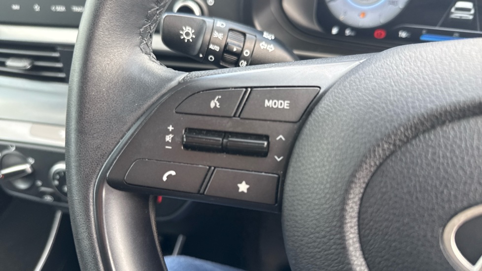 Hyundai i20 1.0T GDi Advance 5dr Petrol Hatchback - Image 32