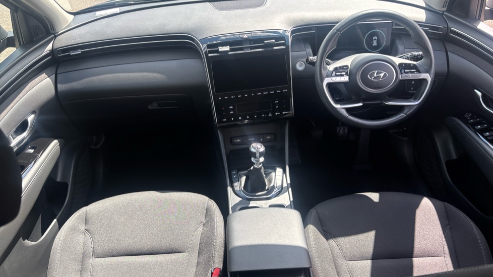 Hyundai TUCSON 1.6 TGDi Premium 5dr 2WD Petrol Estate - Image 10