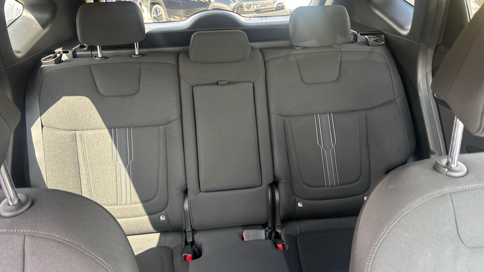 Hyundai TUCSON 1.6 TGDi Premium 5dr 2WD Petrol Estate - Image 15