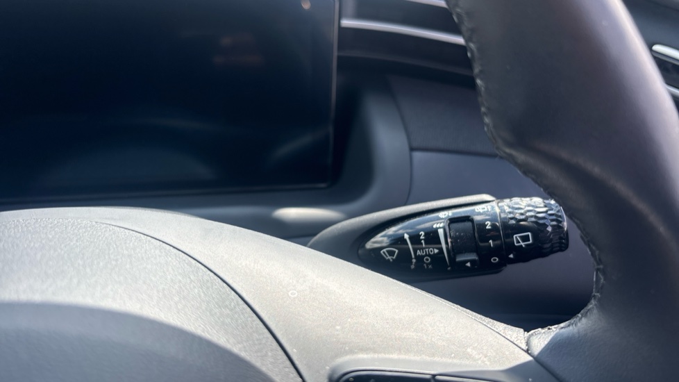 Hyundai TUCSON 1.6 TGDi Premium 5dr 2WD Petrol Estate - Image 24