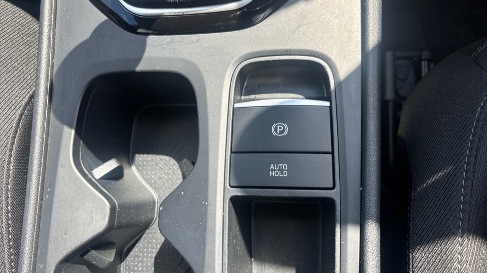 Hyundai TUCSON 1.6 TGDi Premium 5dr 2WD Petrol Estate - Image 29