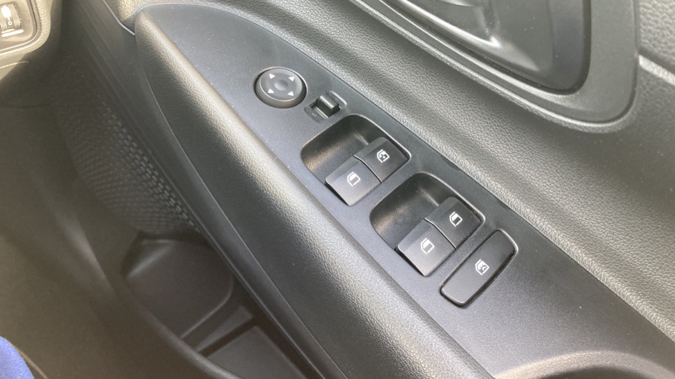 Hyundai i20 1.0T GDi Advance 5dr Petrol Hatchback - Image 26