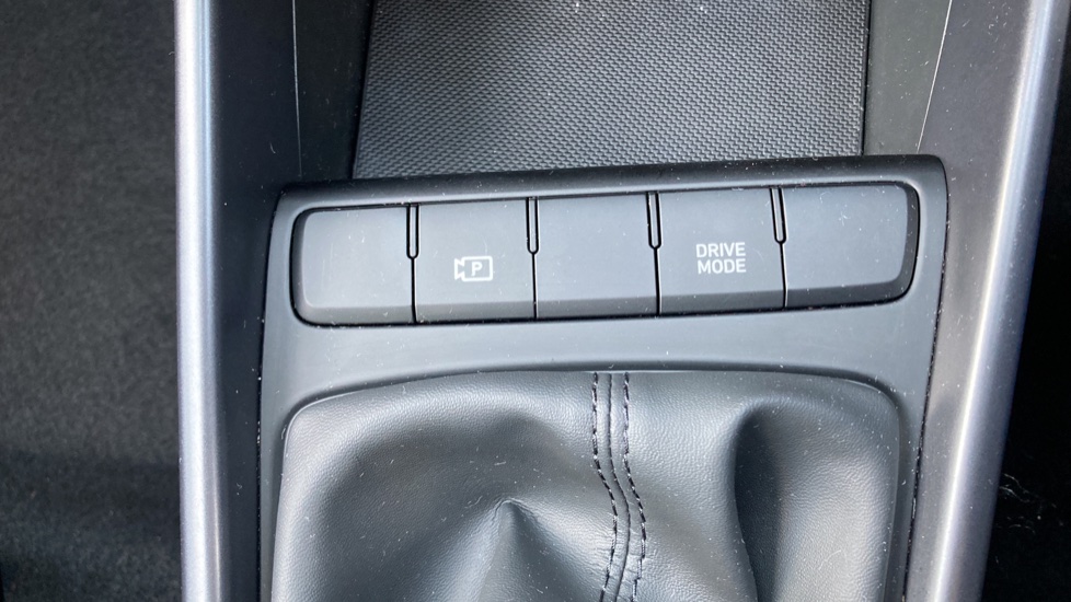 Hyundai i20 1.0T GDi Advance 5dr Petrol Hatchback - Image 28