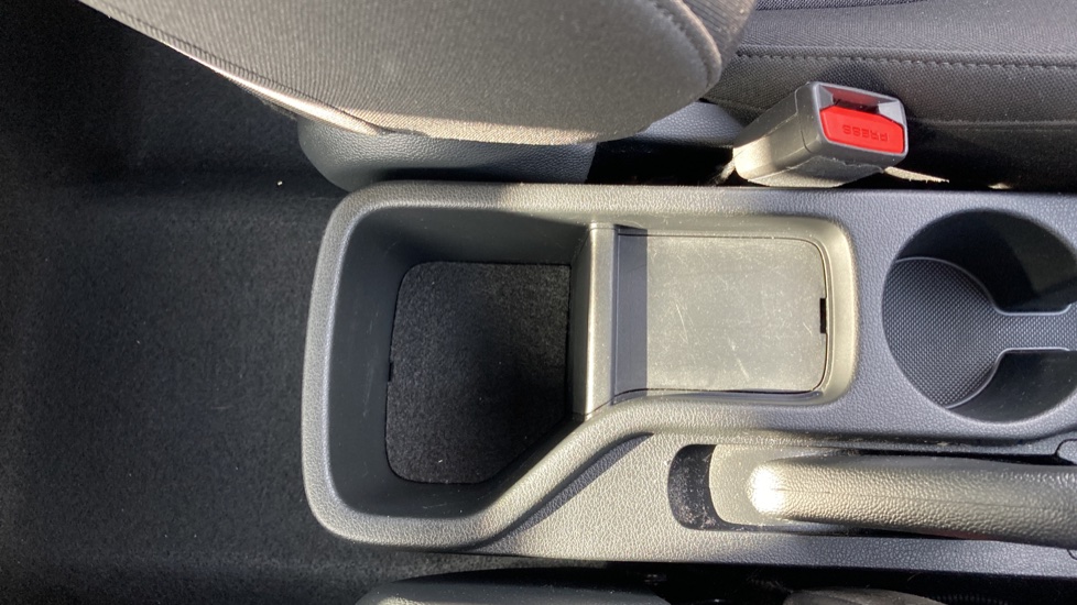 Hyundai i20 1.0T GDi Advance 5dr Petrol Hatchback - Image 43