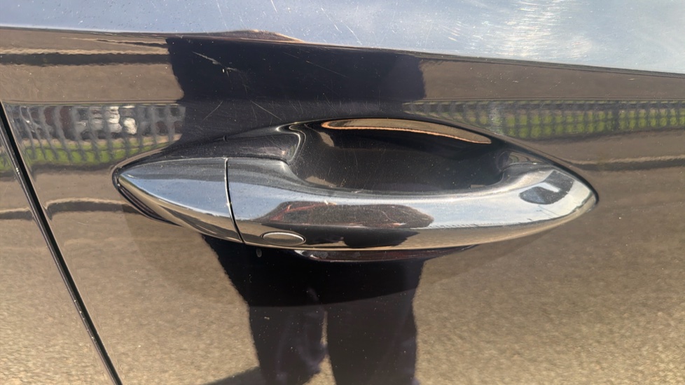 Hyundai TUCSON 1.6 TGDi Premium 5dr 2WD Petrol Estate - Image 23