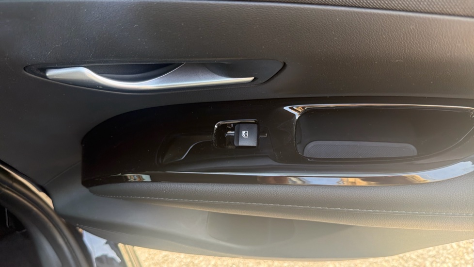 Hyundai TUCSON 1.6 TGDi Premium 5dr 2WD Petrol Estate - Image 26
