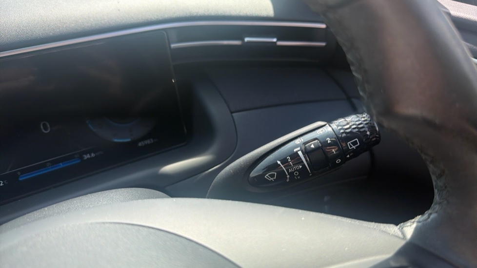 Hyundai TUCSON 1.6 TGDi Premium 5dr 2WD Petrol Estate - Image 40