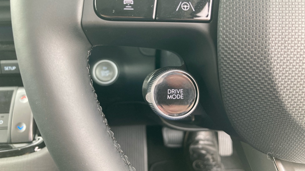 Hyundai INSTER 85kW 02 49kWh 5dr Auto Electric Hatchback - Image 22