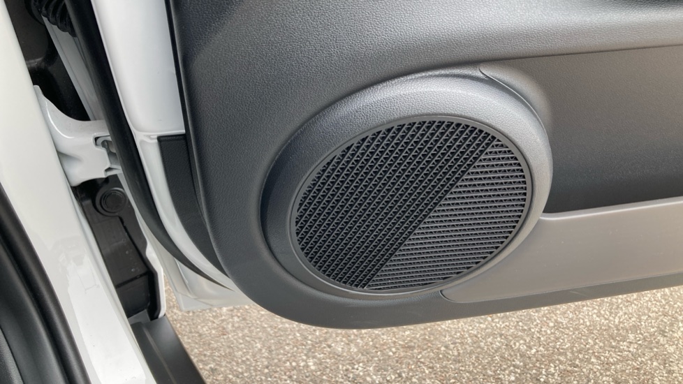 Hyundai INSTER 85kW 02 49kWh 5dr Auto Electric Hatchback - Image 31