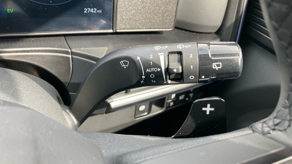 Hyundai SANTA FE 1.6 TGDi PHEV Calligraphy 5dr 4WD Auto [6 Seats] Estate - Image 42