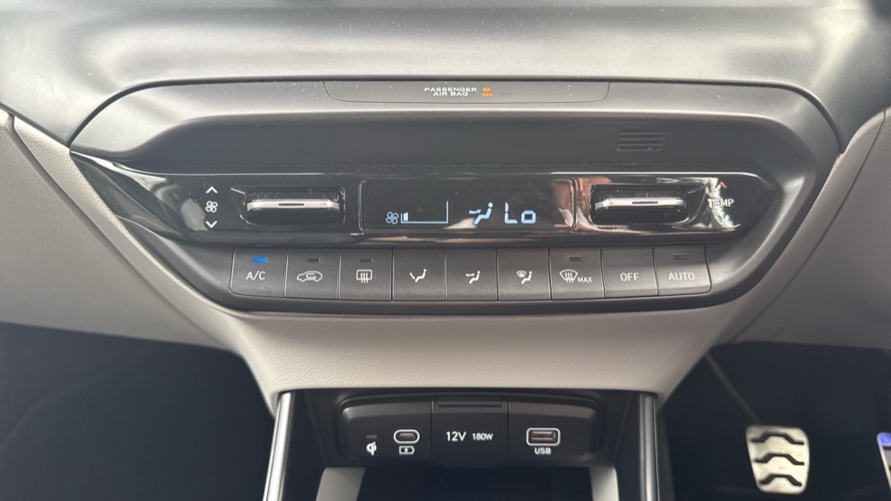 Hyundai BAYON 1.0 TGDi [90] Tech Line 5dr Petrol Hatchback - Image 27