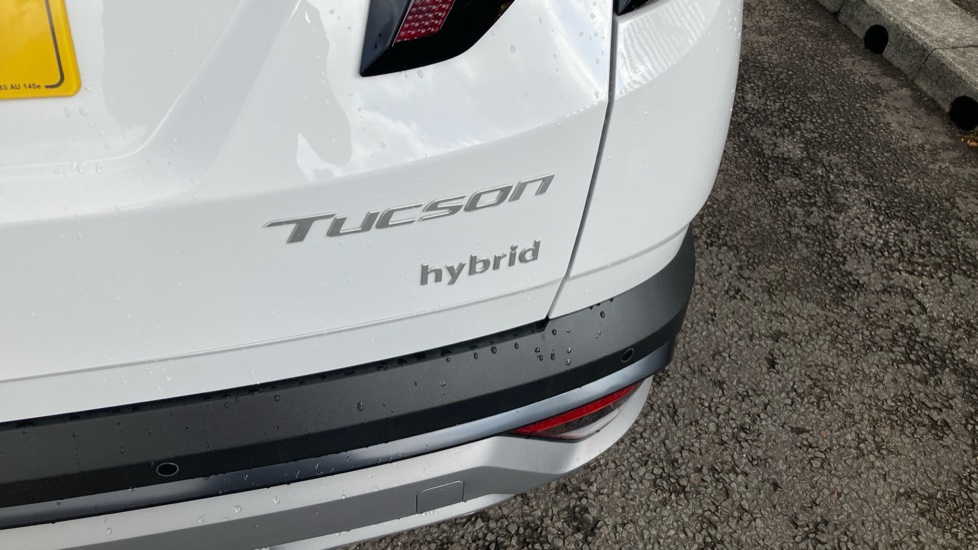 Hyundai TUCSON 1.6T 239 Hybrid Black Line 5dr Auto Hybrid Estate - Image 23
