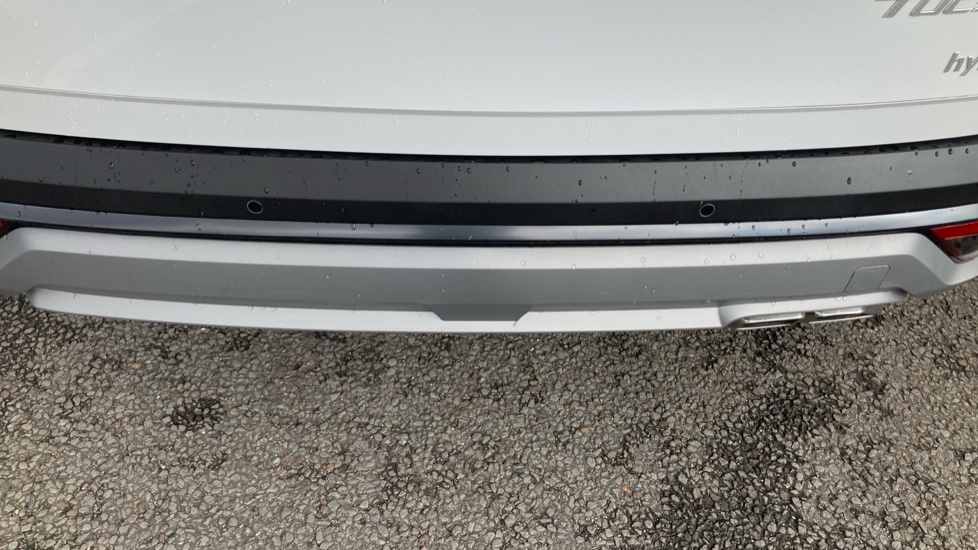 Hyundai TUCSON 1.6T 239 Hybrid Black Line 5dr Auto Hybrid Estate - Image 25