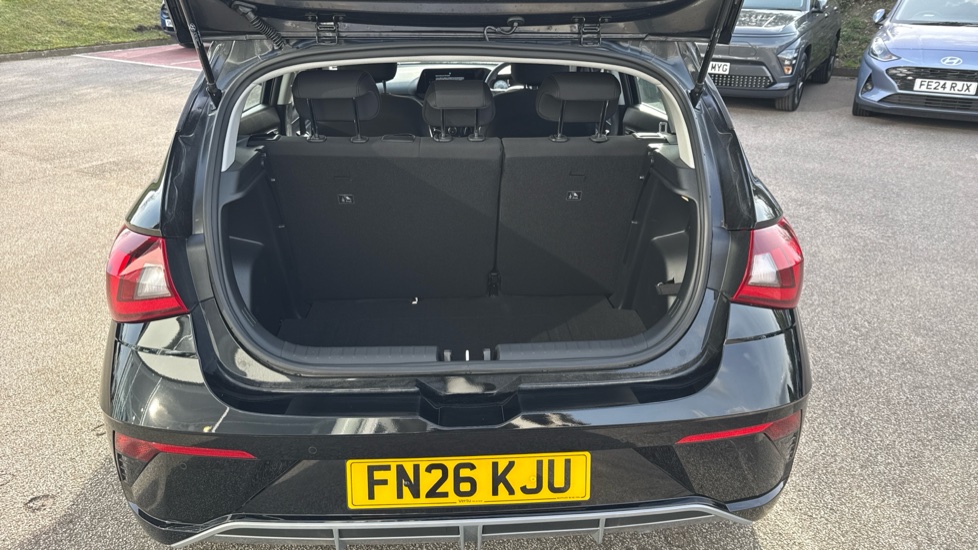 Hyundai i20 1.0T GDi Advance [Nav] 5dr Petrol Hatchback - Image 4