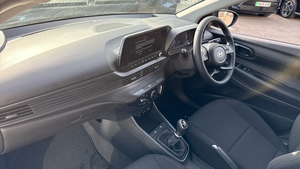 Hyundai i20 1.0T GDi Advance [Nav] 5dr Petrol Hatchback - Image 9
