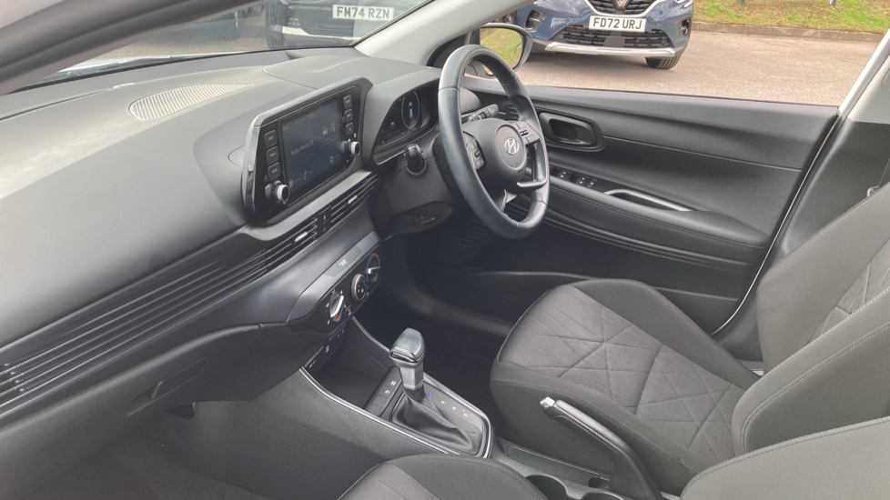 Hyundai BAYON 1.0 TGDi 48V MHEV SE Connect 5dr DCT Petrol Hatchback - Image 9