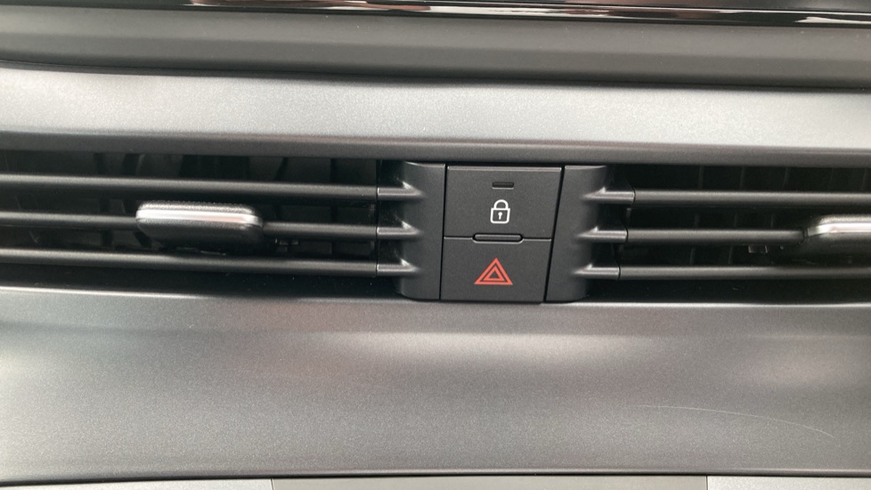 Hyundai BAYON 1.0 TGDi 48V MHEV SE Connect 5dr DCT Petrol Hatchback - Image 25