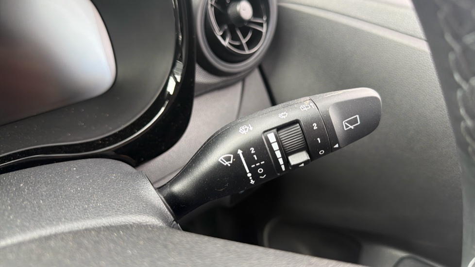 Hyundai i10 1.0 [63] Advance 5dr Auto [Nav] Petrol Hatchback - Image 26
