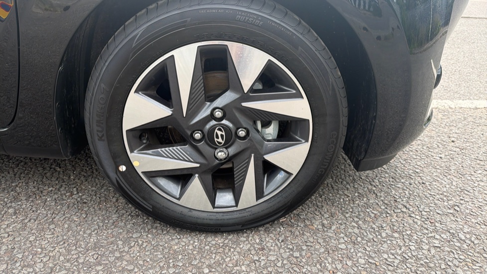 Hyundai i10 1.0 [63] Advance 5dr Auto [Nav] Petrol Hatchback - Image 39