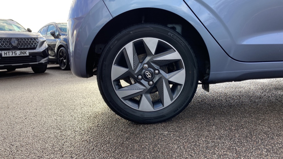 Hyundai i10 1.0 [63] Advance 5dr [Nav] Petrol Hatchback - Image 7