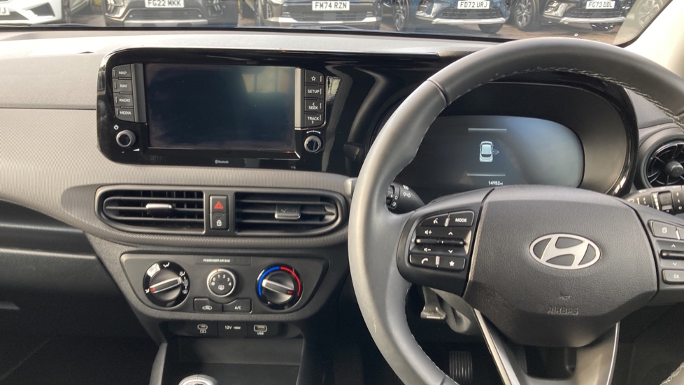 Hyundai i10 1.0 [63] Advance 5dr [Nav] Petrol Hatchback - Image 10