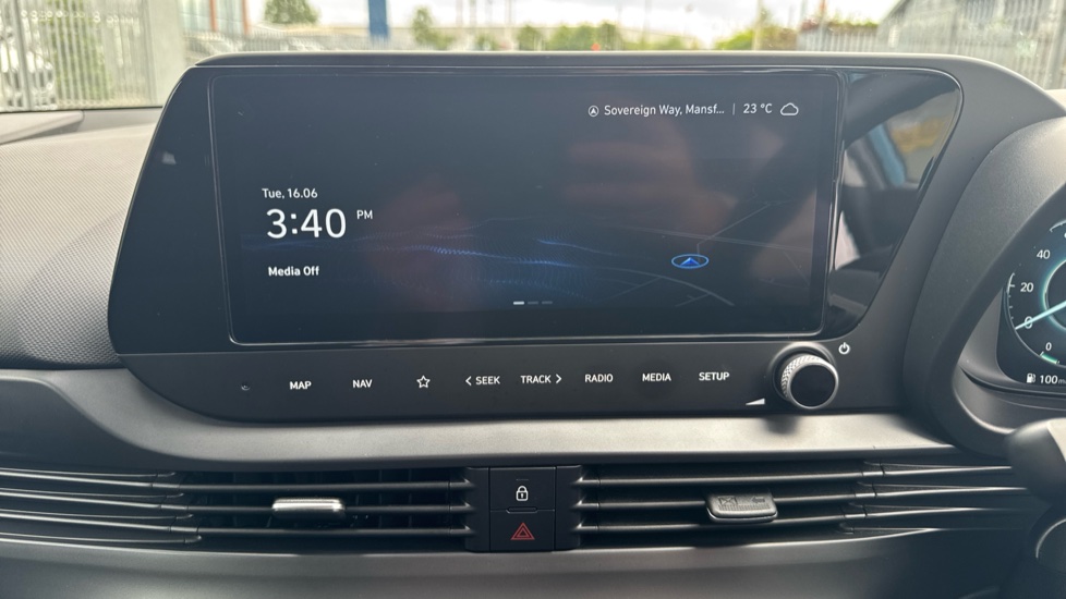 Hyundai BAYON 1.0 TGDi 48V MHEV Premium 5dr Petrol Hatchback - Image 12