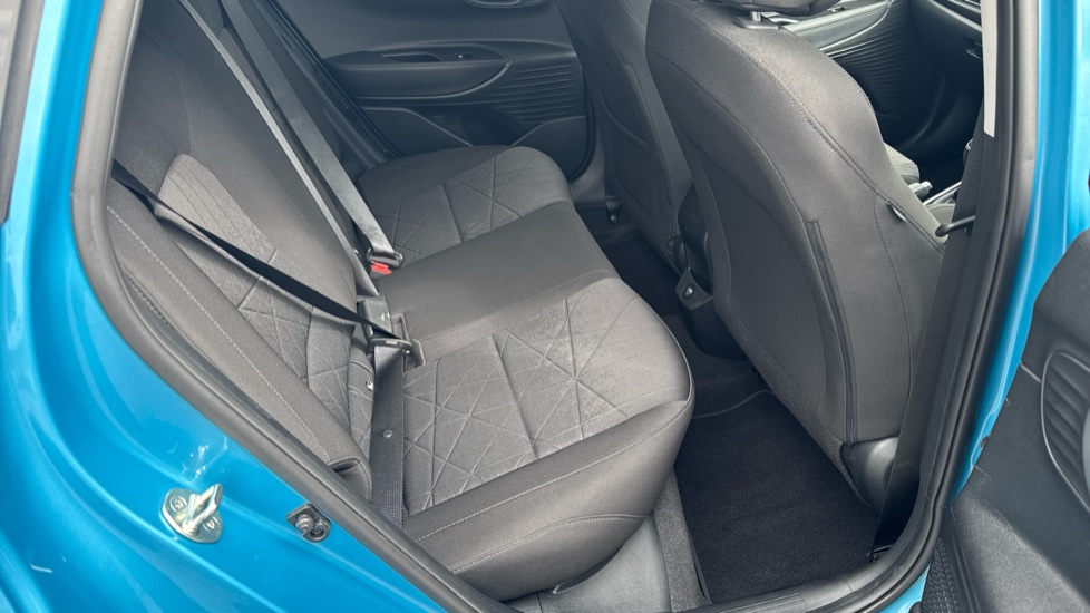 Hyundai BAYON 1.0 TGDi 48V MHEV Premium 5dr Petrol Hatchback - Image 16