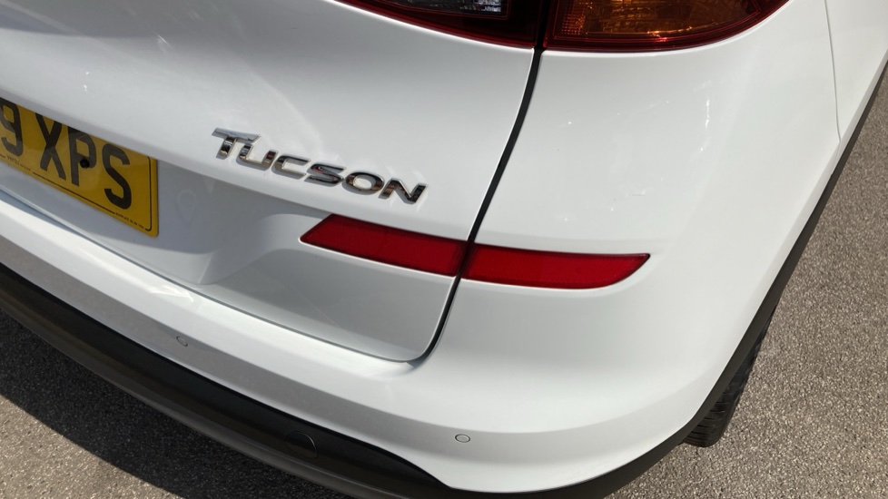 Hyundai TUCSON 1.6 CRDi 136 Premium SE 5dr 2WD Diesel Estate - Image 24