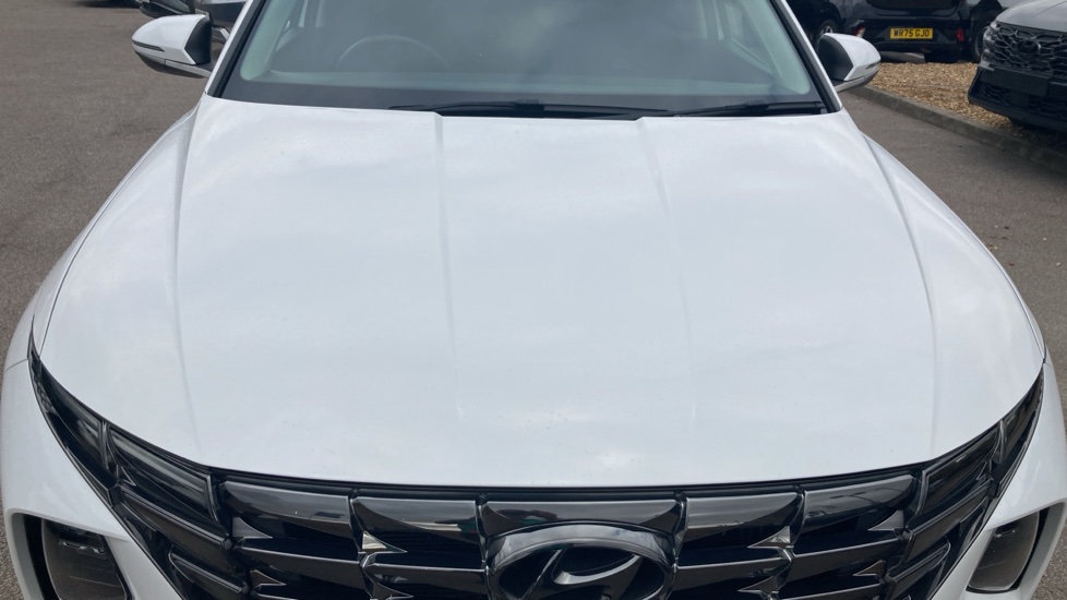 Hyundai TUCSON 1.6 TGDi Hybrid 230 Premium 5dr 2WD Auto Hybrid Estate - Image 8