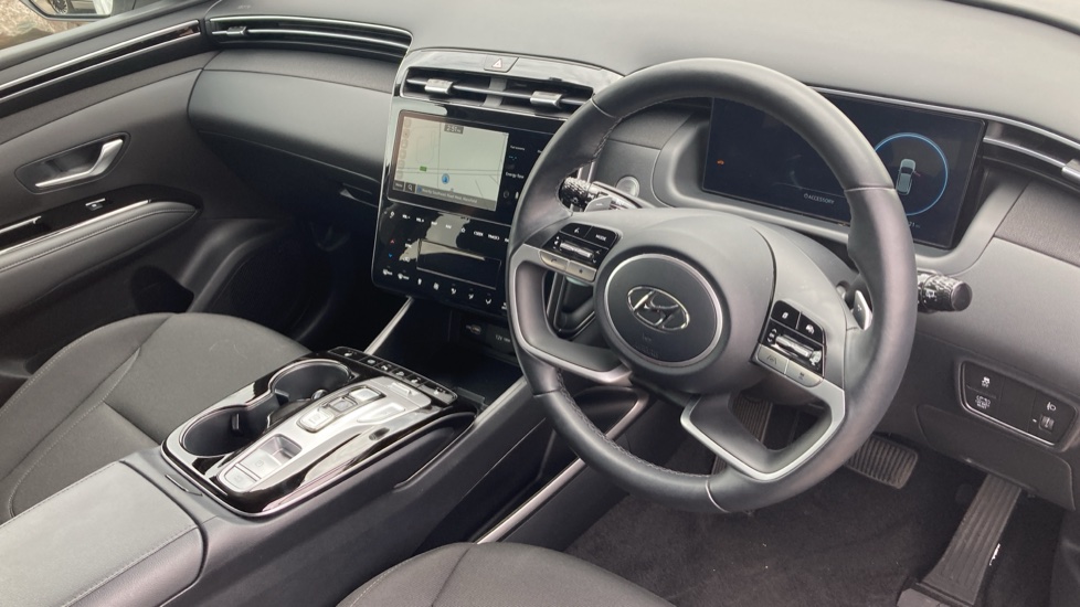 Hyundai TUCSON 1.6 TGDi Hybrid 230 Premium 5dr 2WD Auto Hybrid Estate - Image 11