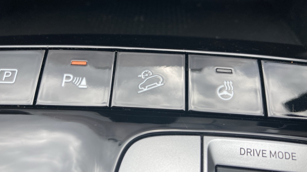 Hyundai TUCSON 1.6 TGDi Hybrid 230 Premium 5dr 2WD Auto Hybrid Estate - Image 33