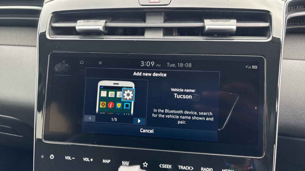 Hyundai TUCSON 1.6 TGDi SE Connect 5dr 2WD Petrol Estate - Image 31