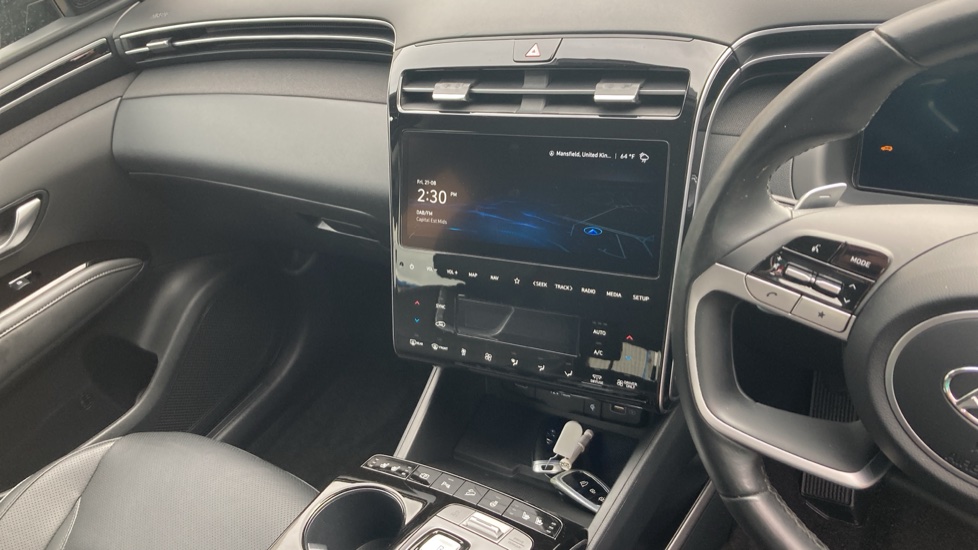 Hyundai TUCSON 1.6 TGDi Plug-in Hybrid Ultimate 5dr 4WD Auto Estate - Image 14