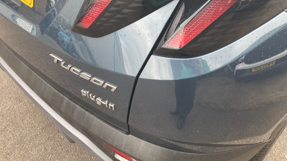 Hyundai TUCSON 1.6 TGDi Plug-in Hybrid Ultimate 5dr 4WD Auto Estate - Image 38