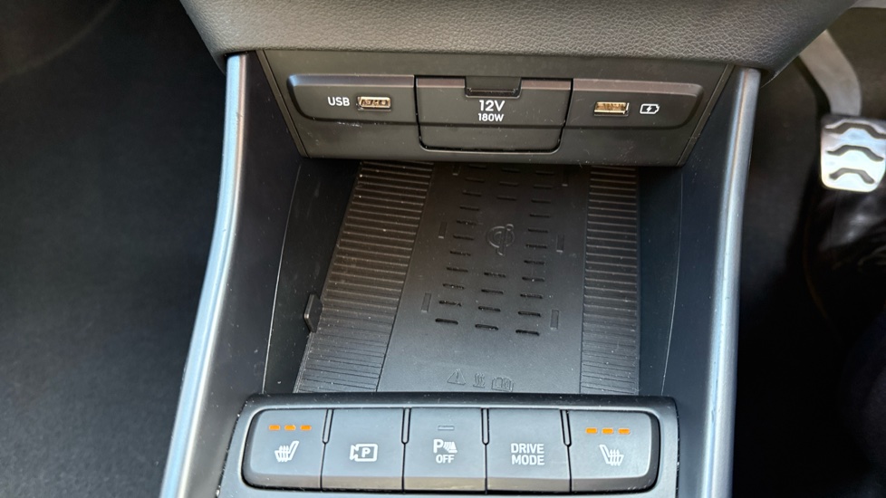 Hyundai BAYON 1.0 TGDi 48V MHEV Premium 5dr Petrol Hatchback - Image 24