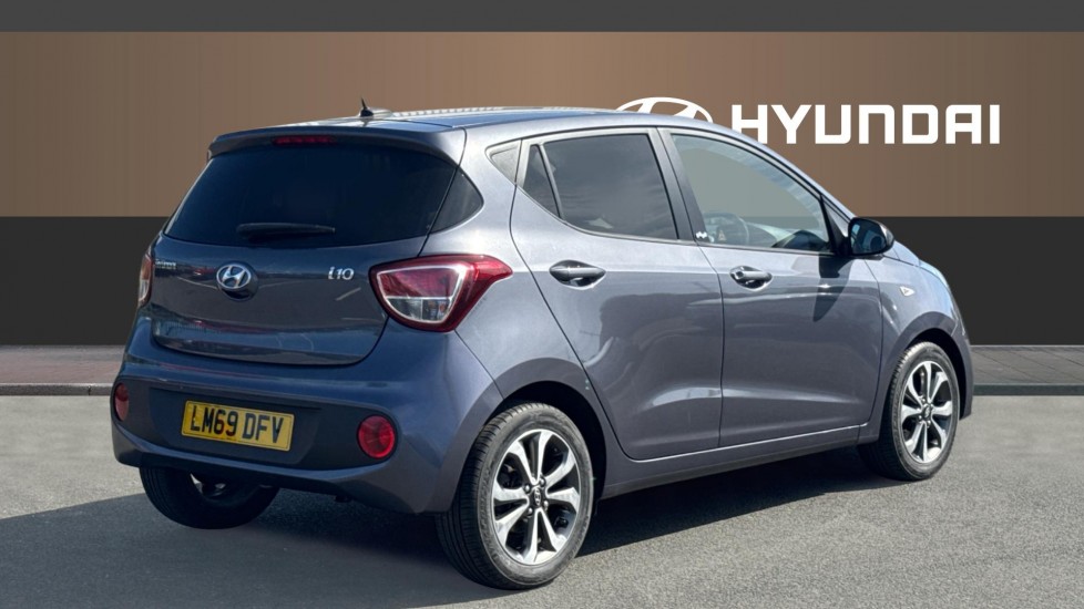 Hyundai i10 1.0 Play 5dr Petrol Hatchback - Image 2