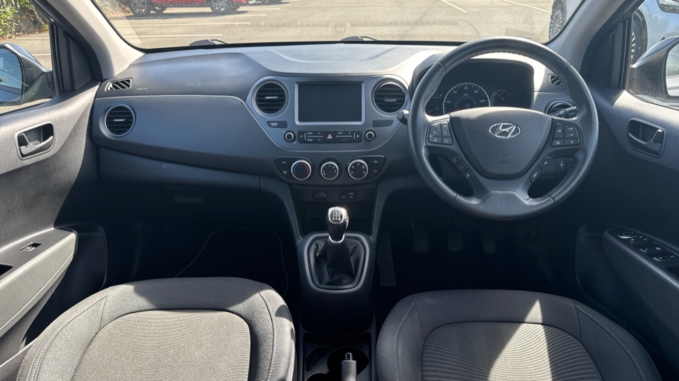 Hyundai i10 1.0 Play 5dr Petrol Hatchback - Image 10