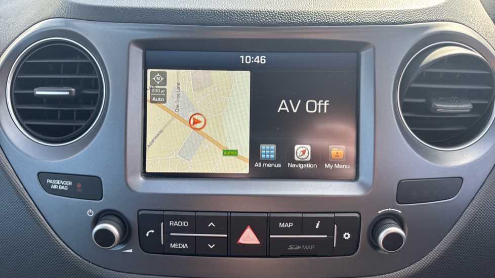Hyundai i10 1.0 Play 5dr Petrol Hatchback - Image 12
