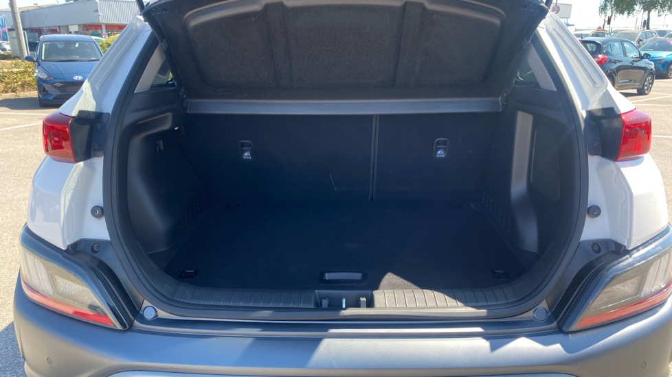 Hyundai KONA 1.6 GDi Hybrid Ultimate 5dr DCT Hybrid Hatchback - Image 4
